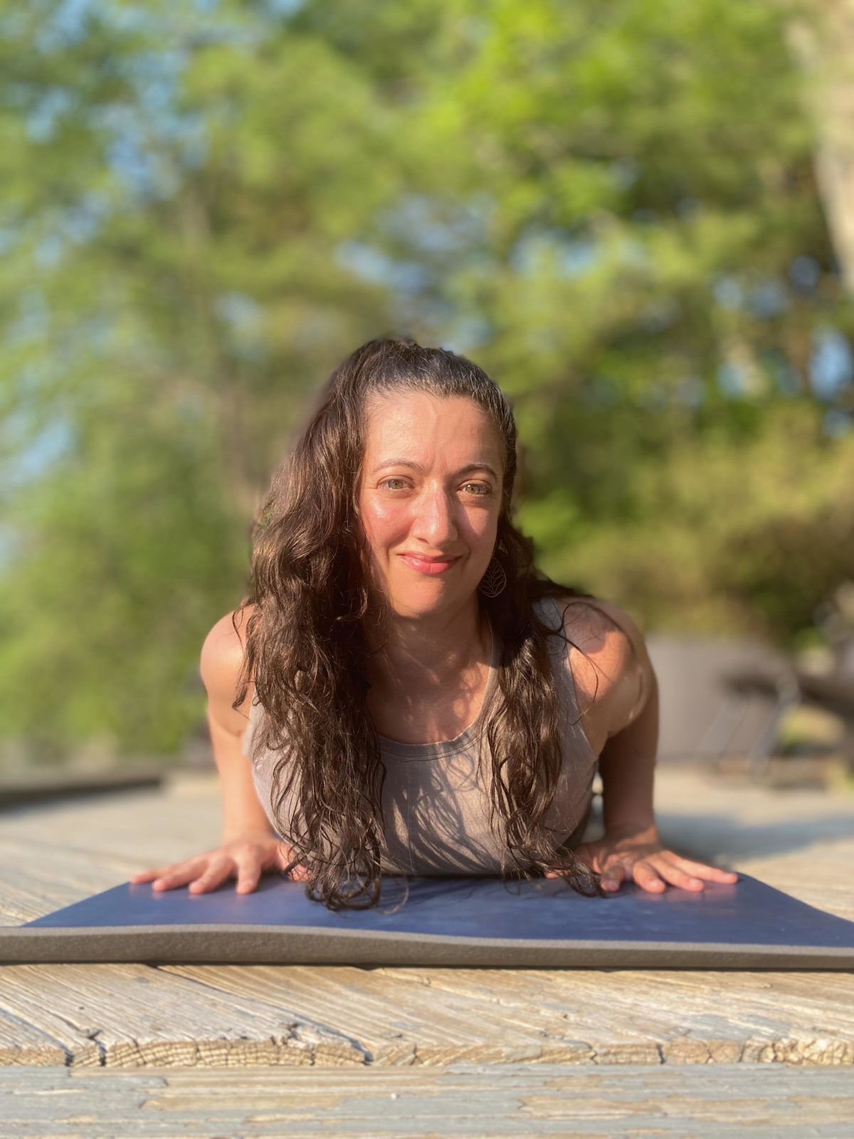 Vines & Vibes Yoga Taylor Brooke Winery